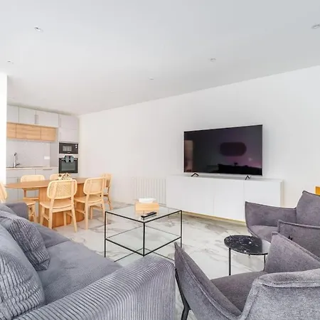 Beautiful Flat For 6 People #6 Appartement Asnières Buitenkant foto